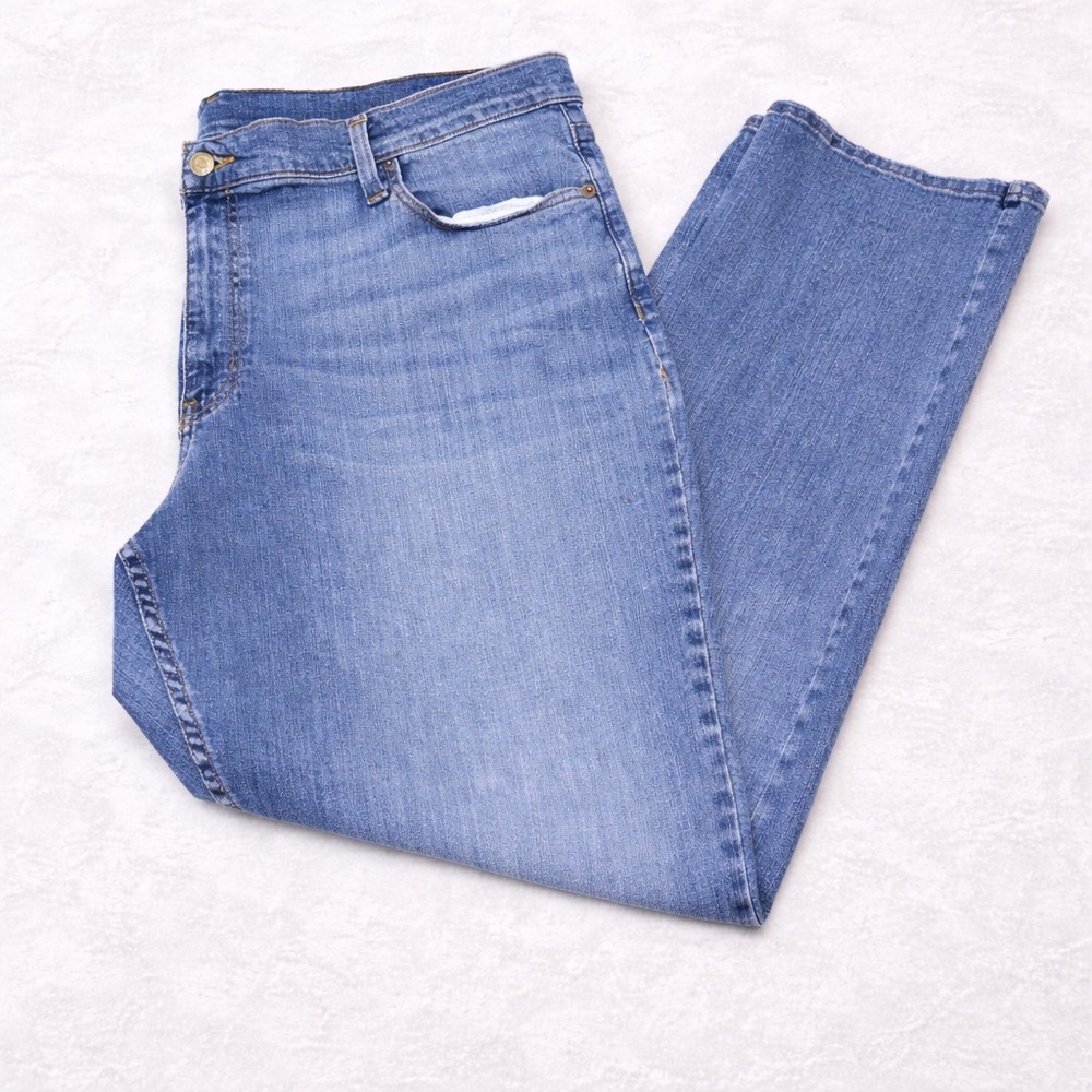 LL Bean Mens Jeans 44x30 Light Wash Straight Stretch Denim